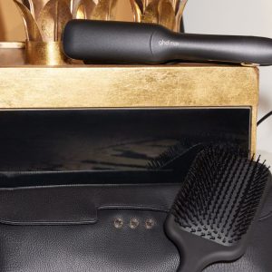 PLANCHA DE PELO GHD MAX CON CEPILLO Y NECESER