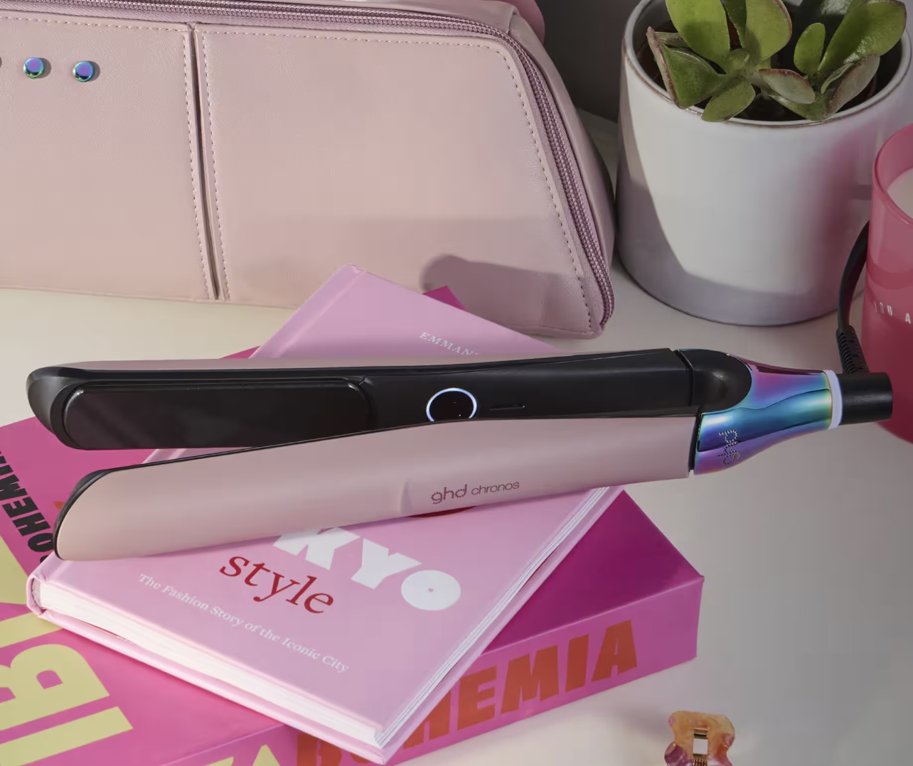 Descubre la GHD Chronos Futurescape Collection
